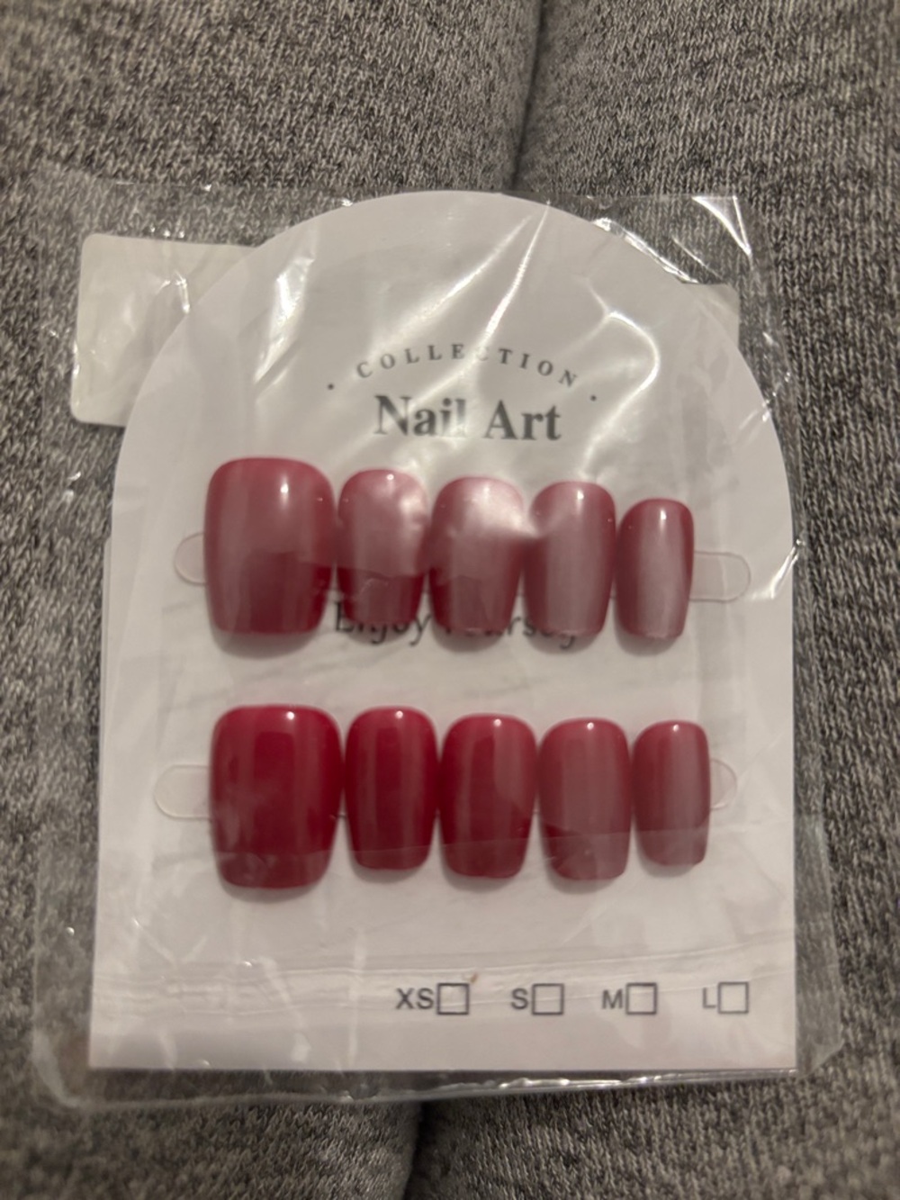 Nail Art Press-On Nails in Ombre Berry Pink - Set of 10